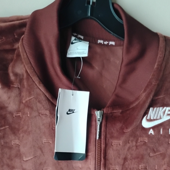 Nike Air Track Jacket Womens 1X Briown Velour Velvet Casual Full Zip DM9193-273. - Picture 4 of 9